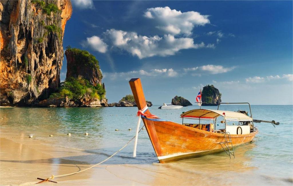 Five Spectacular Islands to Visit Near Phuket, Thailand