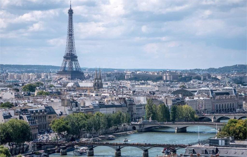 Discover the City of Lights: Irresistible Paris Travel Packages for Your Ultimate French Adventure