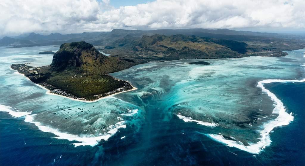 Unveiling the Mystery of Mauritius Underwater Waterfall